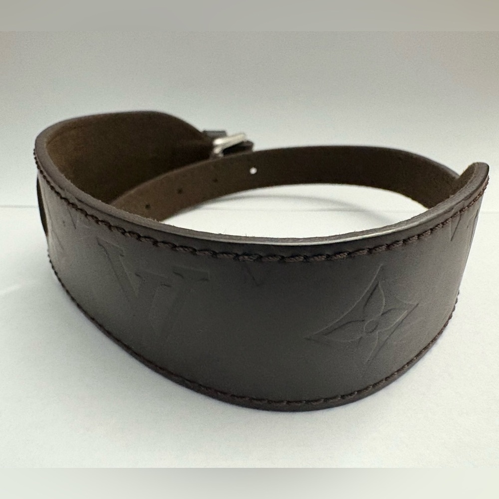 Louis Vuitton Monogram Glacé Leather Cuff Bracelet | June 2002 France | COA - Picture 8 of 11